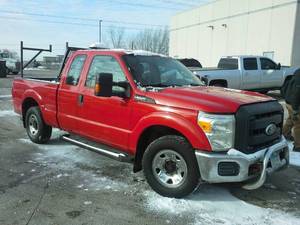 lot 20 image: 2011 Ford F-250 Lariat XLT Super Duty 4-Door Super Cab Pickup Truck - C45200