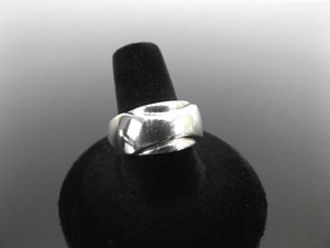 .925 Sterling Silver Thick Stylish Ring Size 9