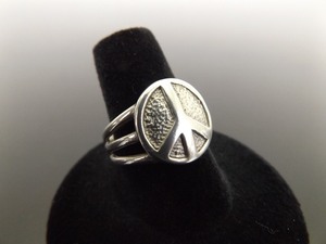 .925 Sterling Silver SILPADA Peace Ring Size 8.25