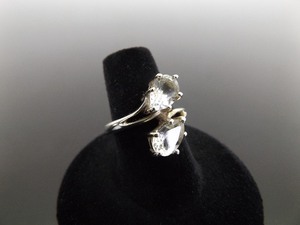 .925 Sterling Silver Pear Cut Crystals Ring Size 7.75