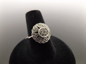 .925 Sterling Silver Art Nouveau Ring Size 8