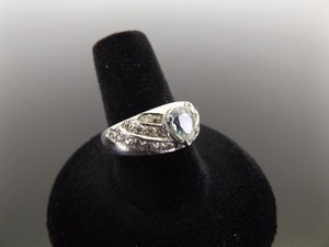 .925 Sterling Silver Pear Cut Topaz Crystal Ring Size 8.75