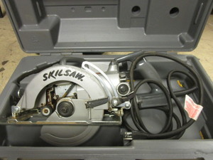 lot 528 image: SKILSAW WORM DRIVE SAW