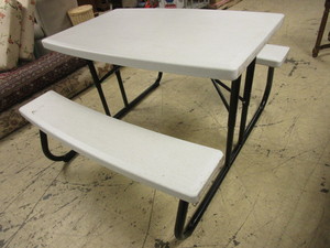 lot 549 image: LIFETIME FOLDABLE PICNIC TABLE