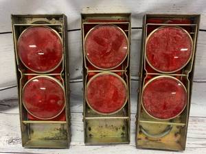 Vintage Cabco Flip Up Metal Flares
