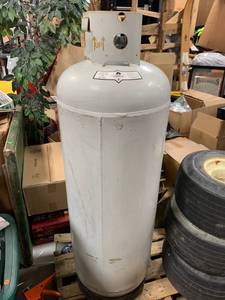 100 Pound Propane Tank