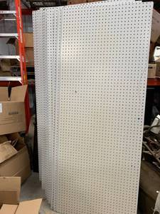 21 Sheets of Pegboard (approx 28 12 x 74)
