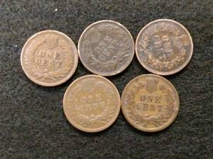 lot 199 image: (5) Indian Head Cents...
