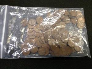 lot 207 image: (100) Wheat Cents...