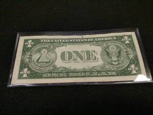 lot 226 image: 1935 F One Dollar Silver Certificat...