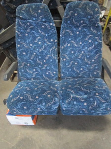 lot 623 image: VAN HOOL COACH BUS SEATS