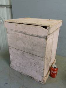 lot 14 image: Antique Coffee Box