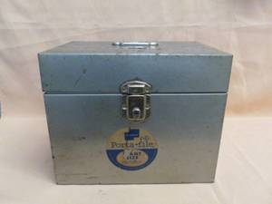 lot 15 image: Vintage Metal File Box