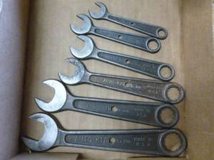 lot 63 image: Vintage Tool Set