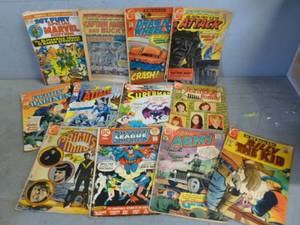 lot 82 image: Vintage Comic Books