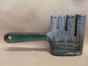 lot 93 image: Vintage Tool