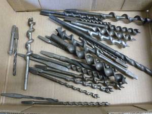 lot 95 image: Antique Brace Drill Bits