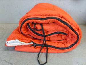 lot 108 image: Sleeping Bag