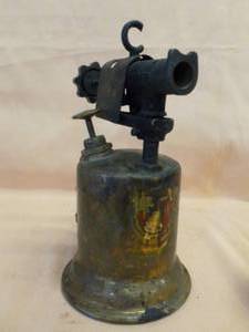 lot 122 image: Vintage Brass Torch