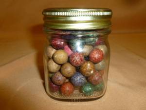 lot 165 image: Vintage Clay Marbles