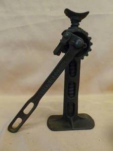 lot 184 image: Antique Model T Jack
