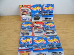 lot 4 image: HotWheels - Matchbox