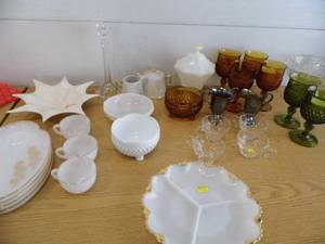 lot 18 image: Glassware