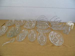 lot 21 image: Glassware w Tote