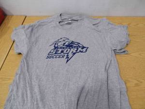 lot 46 image: T-Shirts