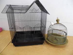lot 79 image: Lot of 2 Bird Cages