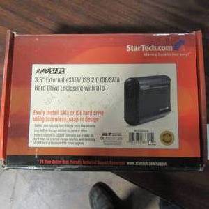 StarTech INFOSAFE 3.5 Enternal eSATAUSB 2.0 IDESATA Hard Drive Enclusre with OSB