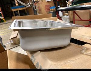 lot 16 image: Elkay Stainless Steel Sink