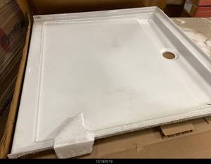 lot 21 image: Kohler Shower Base