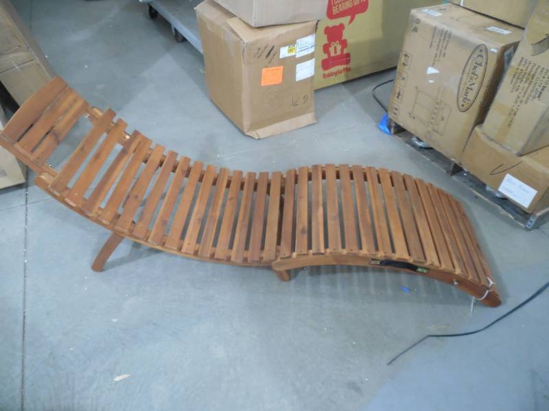 lot 97 image: Curved Folding Chaise Lounger -Northbeam