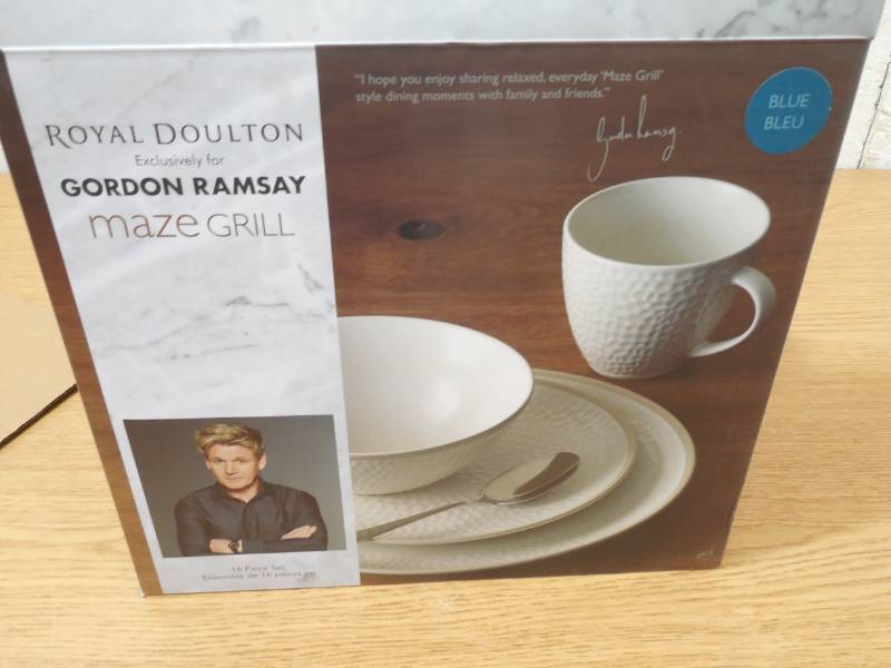 lot 35 image: Tabletops Unlimited Otella Bone China 12-Piece Dinnerware Set