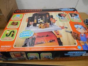 lot 107 image: BLACKDECKER Black  Decker Junior Power Workbench Workshop with Realistic Action Lights