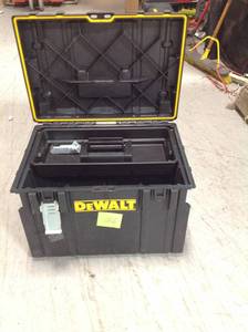 ToughSystem DS450 22 in. 17 Gal. Mobile Tool Box PLEASE SEE PHOTO DAMAGE