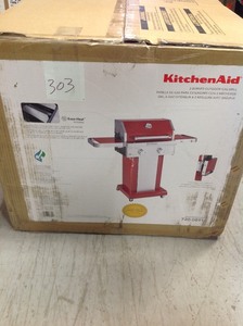 KitchenAid 2-Burner Propane Gas Grill in Red in good conditions