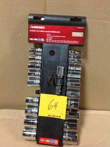 lot 64 image: Husky 12 in. Drive Ratchet and SAEMM Socket Set (22-Piece) MISSISNG pcs