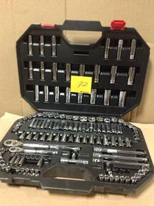 lot 72 image: Husky 144-Position 14 in. and 38 in. Drive Mechanics Tool Set (125-Piece) MISSING pcs