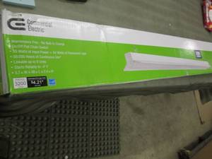 Commercial Electric 4 ft. 64-Watt E...