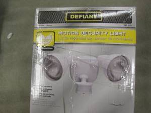 Defiant Motion Security Light - ope...