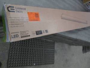 Commercial Electric Low Profile 4 f...