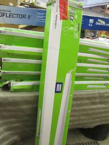 Commercial Electric 4 ft. 64-Watt E...