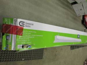 Commercial Electric 4 ft. 64-Watt E...