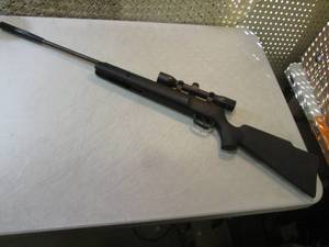 lot 1 image: Benjamin Prowler Model BPNP17 .177...
