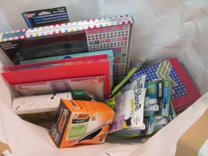 lot 100 image: Large Lot of Misc Office Etc See Ph...