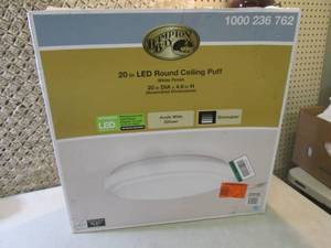 lot 164 image: Hampton Bay Dimmable 20 Round Whit...