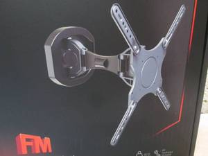 lot 197 image: Space Saver Full Motion TV Mount fo...