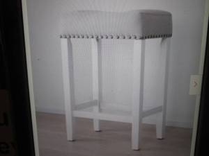 lot 217 image: Hylie Nailhead 24 White and Gray C...